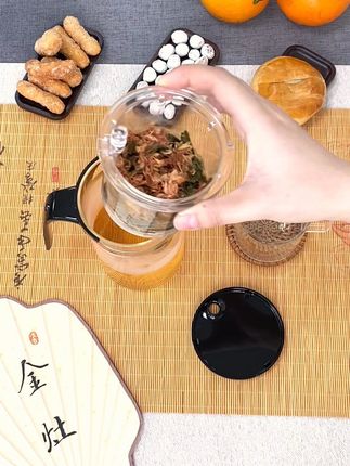轻松泡好茶,透明飘逸杯茶水分离太方便! 家里来了客人不知道喝什么?这款茶具帮你轻松解决!#好物推荐🔥#飘逸杯#茶水分离杯#泡茶神器#泡茶