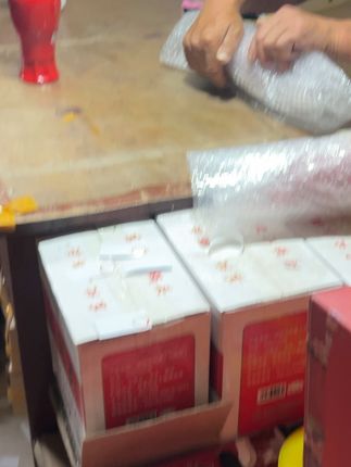喜宴佳酿,纯粮酿造,亲友欢聚必备! Sharper标题:为什么现在喝不到好酒?因为大家都被误导了!只有纯粮发酵才能出好酒!#夏天的快乐是烧烤啤酒好朋友#葡萄酒鉴赏课有多有趣