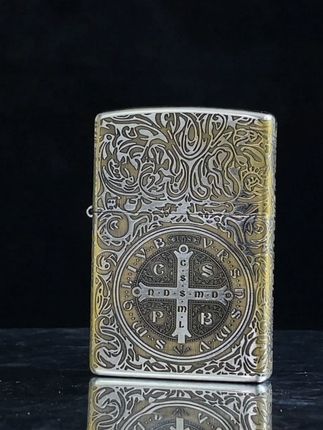 复古铜机,点燃你的经典时刻! #好物推荐🔥 #zippo #煤油打火机 #男士必备 #送男友的礼物