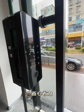 告别钥匙烦恼,一键开启智能生活! 办公场所安装了这把锁后,再也不怕钥匙丢了、忘带钥匙啦!#指纹锁 #指纹锁智能锁 #指纹锁密码锁 #指纹锁工厂 #指纹锁推荐
