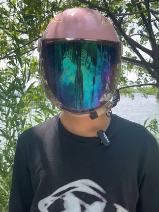 宝子们,小电车出行神器来啦!夏日骑车怕晒?这款夏季头盔必须安利,冰丝质感触肤生凉,炎炎夏日也能清爽骑行#电动车头盔