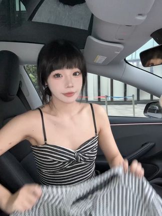 男生秋天就要慵懒帅!#卫衣 #ootd穿搭 #秋冬穿搭 #谁穿谁好看系列 #内搭外穿都好看