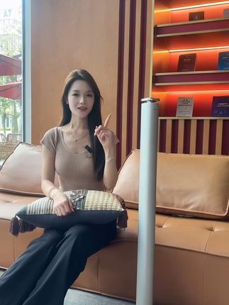 家里弥漫自然香气,不满意还能免费退! 这个香薰机真的太好用了!有运费险,不喜欢也可以退回去哦~#好物推荐🔥#居家好物#净化空气#香薰机#香氛机