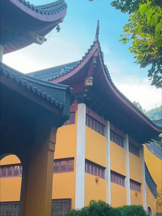戴上这手串,气质提升不止一点点! 想送朋友礼物却没合适选择?这款手串帮你解决难题! #手串 #来杭州一定要来一趟灵隐寺 #旅游 #伴手礼 #杭州