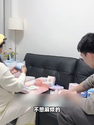 宝妈必备!省力便携待产包,拎包入住太方便! 生娃必备!这款待产包真的太好用了,不仅省时、还特别方便。里面都是纯棉加厚带绒材质,干净卫生还不贵,有运费险支持七天无理由退换哦~