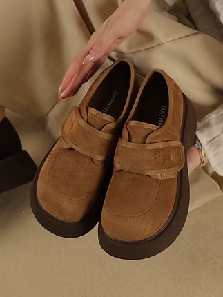 穿上这双豆豆鞋,轻松驾驭城市游牧风! 秋冬穿啥鞋子?这款勃肯鞋时尚又保暖!#小个子女生的夏日通勤穿搭#你的服装类型是什么#夏日穿搭小心机#跟着爱情公寓学穿搭#早秋基础款外套如何摆脱路人感