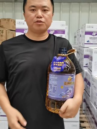 厨房必备!冷榨亚麻油,健康凉拌新选择! 福临门亚麻籽油介绍