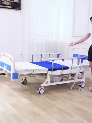 老人翻身不再难,智能护理床解放双手! 老人卧床难起身?这款多功能床垫能解决大问题! #多功能护理床