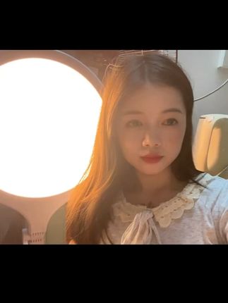 翻转设计太方便,化妆再也不愁空间小! 姐妹们!这个能调节角度、大小还能收纳化妆品的好物别错过啦!!!