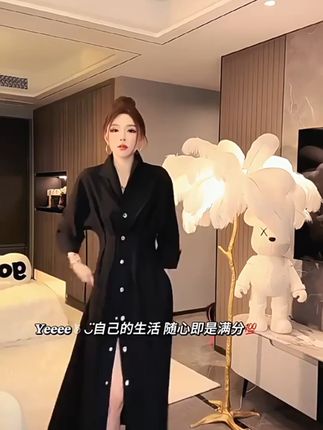 穿上显瘦长裙,秋天也能自信出门! 姐妹们!这个冬天一定要试试这款裙子!!真的太好穿了~关键现在有活动哦~