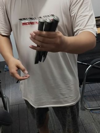 石匠必备神器,雕刻轻松又精准! 手工雕刻工具!想要刻出精美作品?这把好物别错过!#用废弃木桩制作悬崖式盆景#空玻璃瓶再就业的多种思路#百应热点活动验收2
