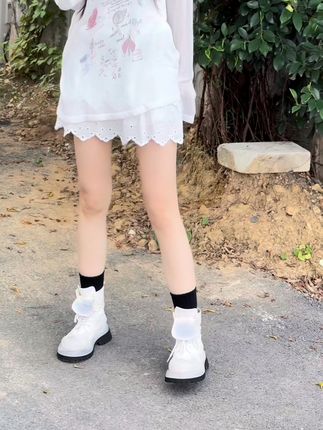 被问爆的百搭鞋!配裙子裤子都绝了 #显高显瘦穿搭 #韩系穿搭分享