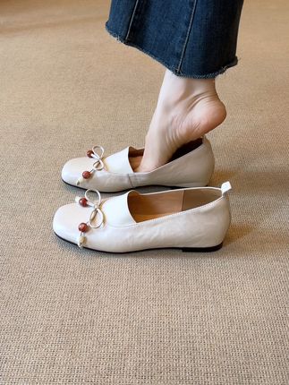 哎哟喂~是温柔小姐姐穿的单鞋吧 #美鞋分享 #好穿又好搭 #鞋控日常 #舒适百搭 #简约穿搭