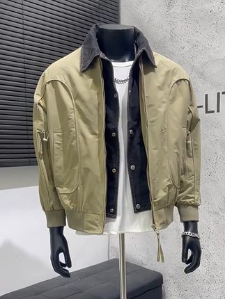 穿上这件牛仔夹克,秋天再也不怕冷风了! 秋冬穿啥?这款高级感外套帮你解决难题!#秋冬穿搭#高级感穿搭#夹克外套#男士外套#秋冬穿搭新鲜感在线