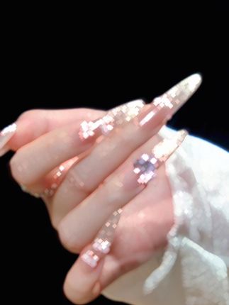 你怎么知道我做新美甲了 #拆拆拆拆拆拆 #仙女必备 #简约高级干净美甲款式推荐 #dou上热门 #猫眼美甲 @DOU+小助手