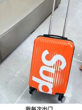 一次性浴巾的神!旅行党都去买 家人们,这款一次性浴巾简直是神一样的存在!天然纤维素纤维,环保洁净,用着放心。加厚珍珠纹,清洁力超强,还能给肌肤做个小按摩。吸水性巨好,擦完身上一点水都不留,独立包装,出差旅行带几个,再也不用纠结酒店浴巾卫不卫生啦,冲就完事~#出差旅行必备 #面料柔软舒适 #浴巾毛巾 #一次性浴巾