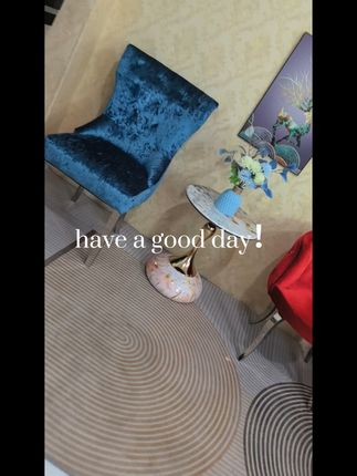 小茶几也能大享受,轻松搭配无压力!这个小茶几真的太好看了吧!放在客厅、卧室都可以哦~ #边几 #床边桌 #阳台小茶桌 #客厅搭配 #客厅设计