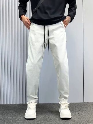 穿上它,轻松显瘦又高级! 秋冬男士穿搭必备!修身又舒适、时尚又有质感的裤子来咯~快来看看吧!#秋季穿搭#高级感穿搭#百搭裤子#直筒裤#男生秋日有效穿搭