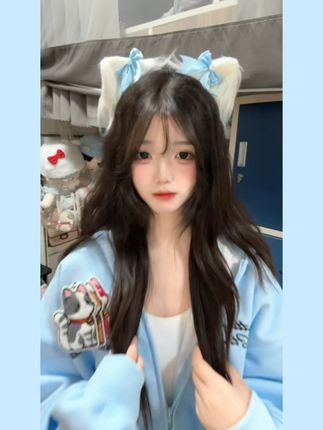 秋天一起来穿这个可爱的猫咪魔术贴外套! 