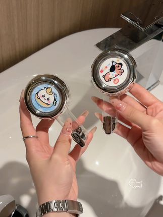 旋转吸盘挂钩也太好用了 还可以随意变换位置,免打孔不留胶,快点给家里安排上吧#收纳整理 #居家好物 #旋转吸盘挂钩 #好物推荐🔥 #免打孔挂钩