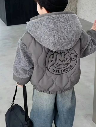 冬天孩子也要时尚!这款加厚棒球服太百搭了 #来双11解锁秋冬本命穿搭  #童装搭配 #童装穿搭 #男童穿搭 #男童外套 