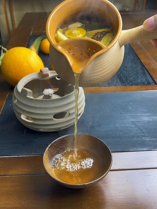 这曲儿有毒,根本停不下来 #茶生活 #茶饮 #酒精茶炉 #酒精炉煮茶 #围炉煮茶 