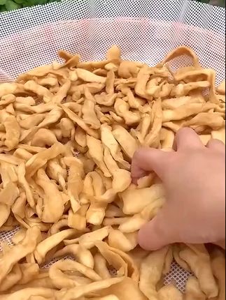 农家腌制萝卜干,下饭神器太开胃! 广西特产农家萝卜干干脆爽口手工腌制咸萝卜条晒干咸菜美味下饭菜