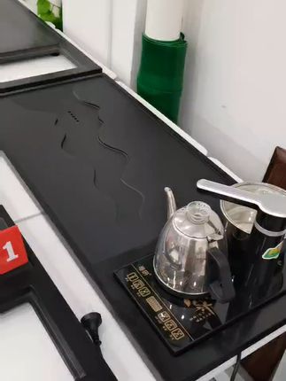 在家也能享受禅意茶道,简约石茶盘让办公更舒心! 喝茶总担心水渍难清理?这款茶器帮你解决大问题!#好物推荐🔥#茶具好物推荐#茶具#石茶盘#茶生活