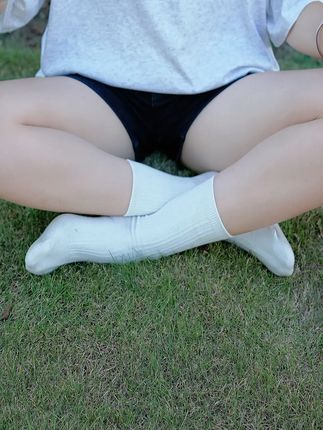 我闷闷的 像永远活在阴天 #人本帆布鞋 #人本1986 #帆布鞋女孩