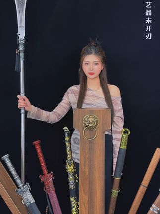 古法锻造三尖两刃戟,武术爱好者必备神器! #宝莲灯 #二郎神杨戬 #三尖两刃刀