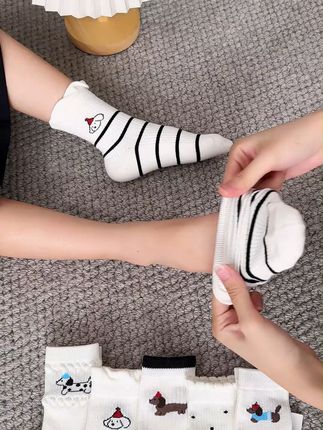 秋季上学给女儿要穿一双一百棉好看的袜子#面料柔软舒适 不臭脚 #儿童袜子 #纯棉袜子 #女童穿搭 #童袜