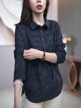 穿上这件碎花T恤,秋天你也超洋气! 秋冬穿啥?这款时尚百搭、复古又洋气的衣服帮你解决难题!#秋季穿搭#早秋穿搭#长袖t恤#百搭上衣#被秋日氛围感穿搭拿捏了