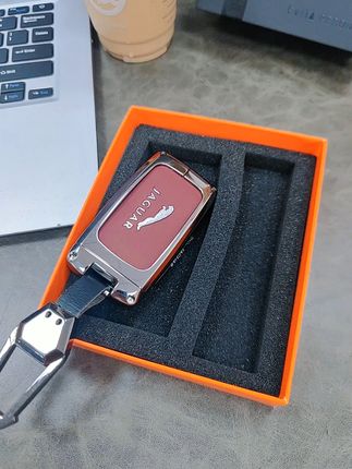 捷豹车主必备!全包钥匙套,包邮退货无忧! 捷豹原厂钥匙保护套来啦!包邮到家还有运费险,喜欢就赶紧冲吧!!#捷豹车钥匙套 #捷豹ftype #捷豹路虎 #捷豹xf #捷豹xe