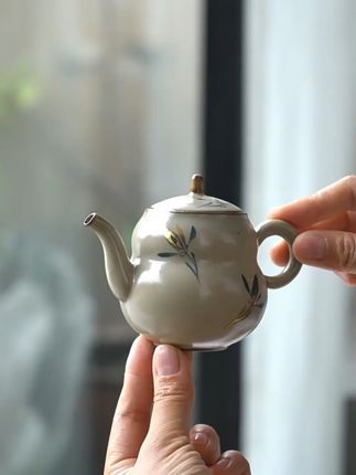 复古茶壶,泡茶更优雅! 喝茶总担心水温不够?这款茶具帮你解决!