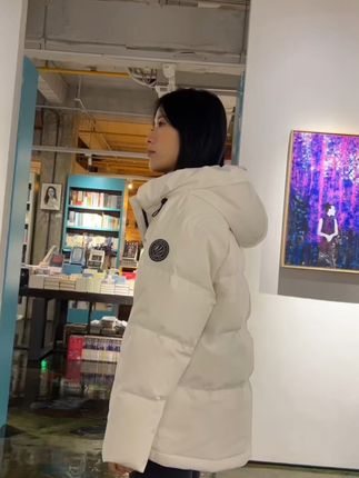 有温度的生活 是活在每个当下 #谁穿谁好看系列 #波司登羽绒服 #新款上新