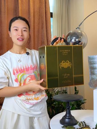 新款大闸蟹礼盒,尊贵包装让人眼前一亮! 高端大气上档次的大闸蟹礼盒,好包装卖出好螃蟹~#大闸蟹礼盒 #礼盒包装 #大闸蟹 #中秋礼品你准备好了吗