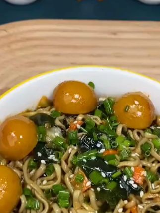 不吃饱不罢休!免煮荞麦面,轻松享健康主食 这个季节吃啥都不香?试试这款粗粮面条,口感好又健康!#荞麦面#减脂期#方便速食#非油炸#国庆的好好吃饭清单