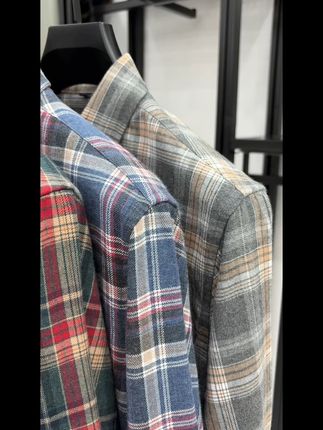 正品男士秋季新格纹衬衫,穿出品味还能免费退! 秋冬穿啥?这款高品质、高颜值的长袖衬衫帮你解决难题!#男生穿搭#格子控#品质男装#格子衬衫#男生秋日有效穿搭
