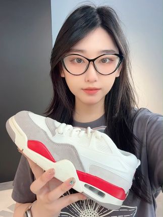 穿新篮球鞋上场,轻松应对全场!不怕不合脚! #这个夏天如何摆脱穿搭廉价感 #更适合小个子的不露腿穿搭 #夏季干净风穿搭