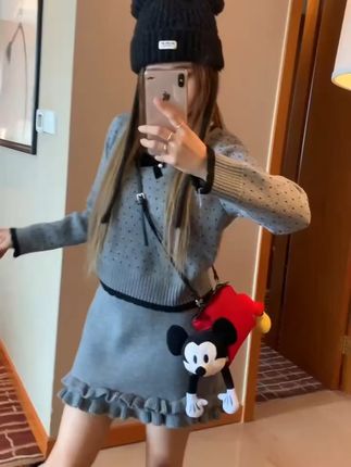 姐妹们!秋冬穿啥?这款套装让你温暖又好看!#秋冬穿搭#秋季穿搭#早秋穿搭#套装#晒晒我的秋日穿搭