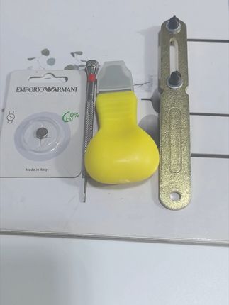 手表电池轻松换,不合适也能无忧退! 手表没电了?这款电池有运费险!买一单等于试两回!#好物推荐🔥 #手表电池 #纽扣电池