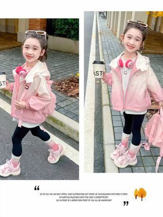 宝贝穿上蜜桃粉夹克,妈妈再也不担心换季退货难题! 秋冬季节孩子怕冷?这款防风防水又好看的衣服别错过!夹里亲肤柔软透气整体效果非常满意,关键现在还有运费险呢现货现发呢……#女童穿搭#面料柔软舒适#早秋穿搭#儿童外套#被秋日氛围感穿搭拿捏了