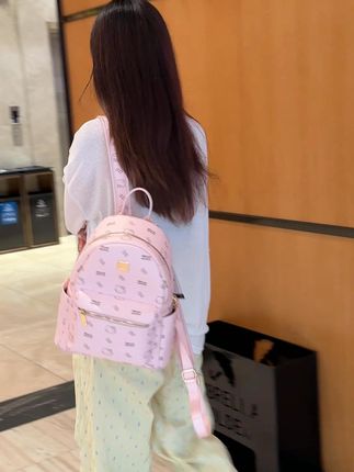 通勤出游都靠它!我的神仙双肩包分享~#出游背包 #hellokitty双肩包 #小众包包 #少女心爆棚 #包包种草