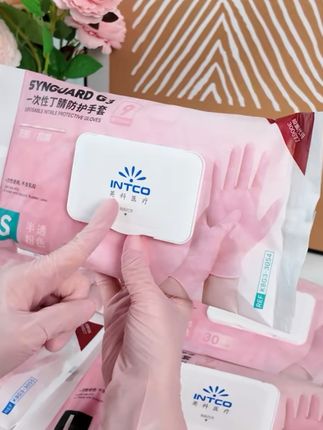 洗碗做饭不怕破,手套加长更耐用! 这个一次性手套真的太好用了!家里做卫生、刷锅刷碗都可以戴它,关键现在有运费险,不想要也可以退回去#生活的疲惫被一缸清波治愈了#热点线上化测试0624