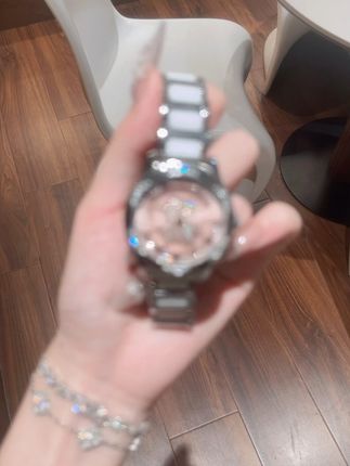 美到失语!粉嘟嘟手表尊滴是甜妹专属!