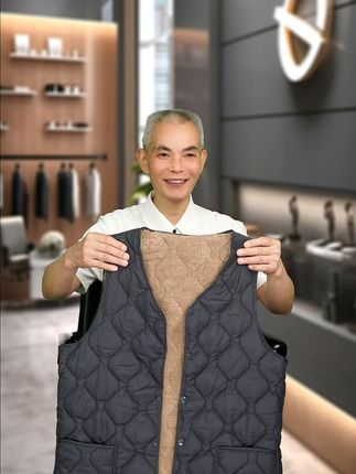 冬天爸爸再也不怕冷!加厚马甲保暖舒适 #加绒加厚 #保暖又好看 #马甲 #中老年爸爸装