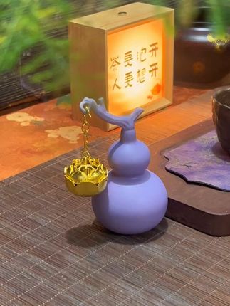 家居添香!紫葫芦香炉让家更有禅意氛围 这个小物件太好看了吧!放在家里既好看又实用,赶紧来看看!#这届年轻人在景德镇疗工伤 #溜达去陶阳里看非遗巡游 #都来景德镇溜达一夏 #香炉 葫芦摆件