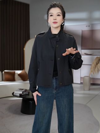 慢慢来,你值得被自己耐心对待 #秋季穿搭 #韩系穿搭 #外套穿搭 #外套 #2025年秋季都流行穿什么