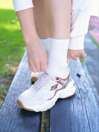 斯凯奇12958 上脚一秒爱上! #斯凯奇老爹鞋 #软底软面穿上超舒服 #显高显瘦显腿长 #好穿又好搭 #美鞋实拍
