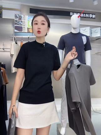 穿出质感!男士羊毛衫,轻松退换无压力 今天下午两点到四点有活动!还有运费险!!!喜欢就赶紧冲吧~#面料柔软舒适 #品质男装 #男生穿搭 #羊毛衫 #夏末初秋过渡也要穿得有巧思